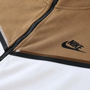 Conjunto de Treino Nike - Marrom e Branco - Jaqueta e Calça